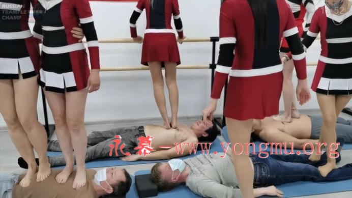 222102pn63eaanz3yinl7k.jpg