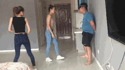 134944debbouv8ymyo69v8.gif
