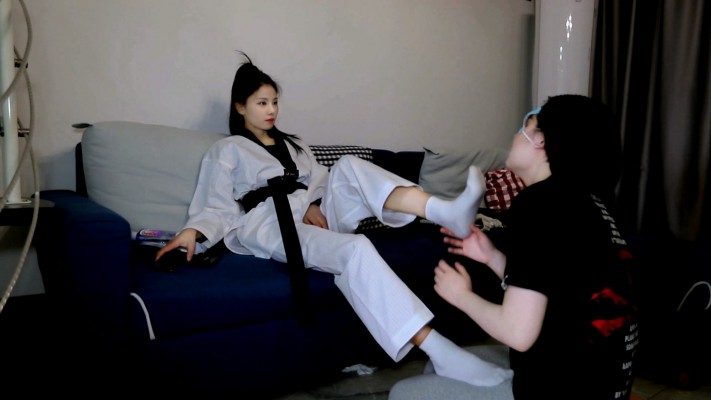 042700urddiqzifu5kddui.jpg 042700urddiqzifu5kddui.jpg