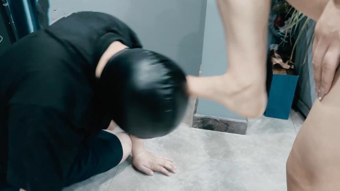 132123l2zqbdeypemrlomq.jpg
