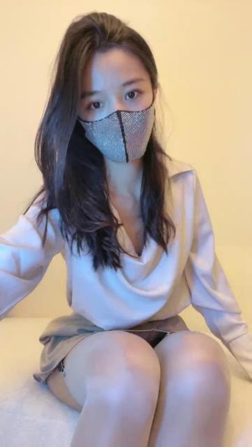 235536zmfe260768i2p086.jpg