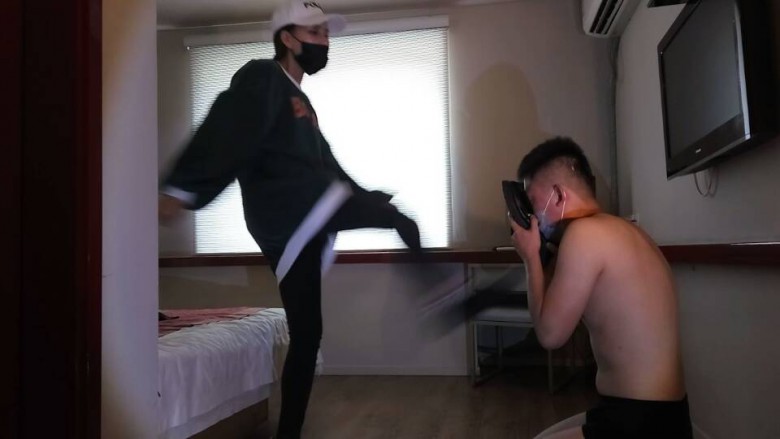 000545djljq00ktm0skjk2.jpg