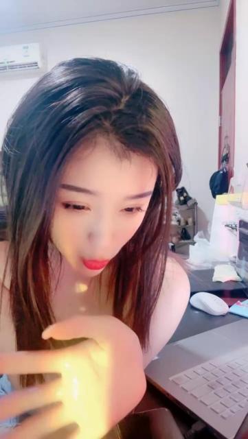 235102kqt1bww0o0od170a.jpg