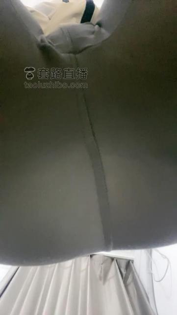 114611ajqdssqr9jz8ij9j.jpg