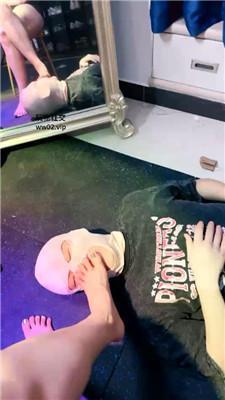 122344lltqes670jq20qp1.jpg