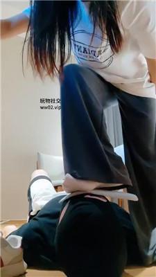 105329vii78l72hxkjt8jx.jpg