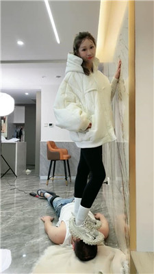 麋鹿银儿_20250302192457.JPG