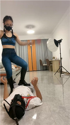 2503042139_20250304214114.JPG