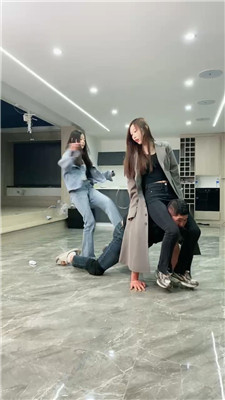 麋鹿银儿_20250420200242.JPG