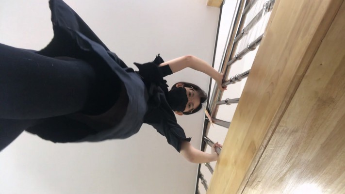 终篇：小鱼女神第一视角肉丝高跟长靴全体重踩踏 YC-250504-3BP