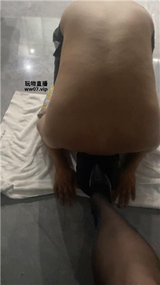 【月读】黑丝美腿恋足狂舔