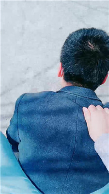 212028zy318wl3pqlelttn.jpg