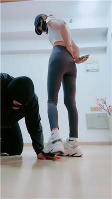 122909hllxyzl4xthvozz4.jpg