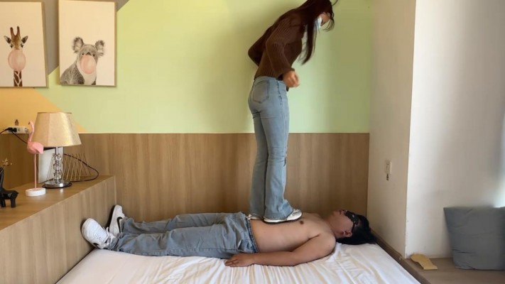 044725kwukzdbtsill1mf2.jpg