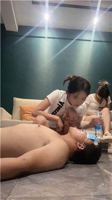 （截图我）小凤梨.mp4_20250802_210517529.jpg