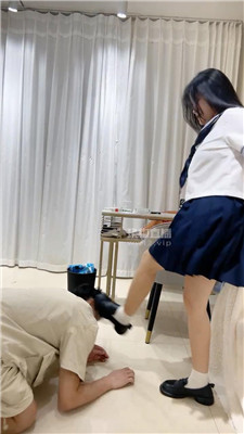 【刘二狗】JK学生主小皮鞋白袜虐