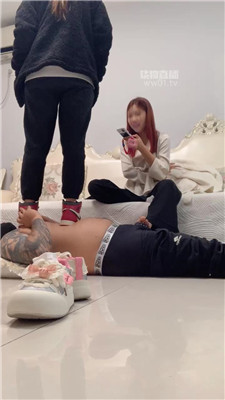 爱吃小嘴巴（截图我）_20251012193933.JPG