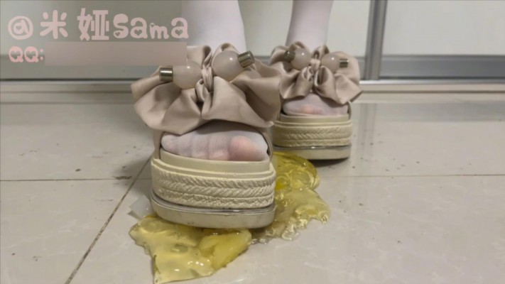 白丝拖鞋踩果冻蛋糕  JS251104~11BP