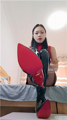 【诗诗】靴子乳母贡比骚妈    251104-20BP