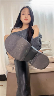 【蓓蓓】靴子白袜除臭    251107-4BP