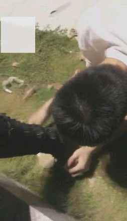 【调教视频】【小贝】长靴户外tj双M(有路人)