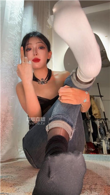 【绝美兔】黑白冰冰袜乳母    251114-30BP