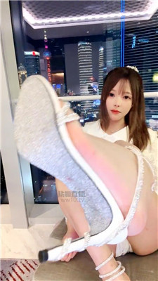 【琪琪sama】加深媚脚癖好    251214-14BP