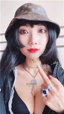 【兔粉粉】cnm羞辱场    251215-1BP