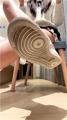 【鱼饼】学长为什么又偷我袜子    251217-44BP