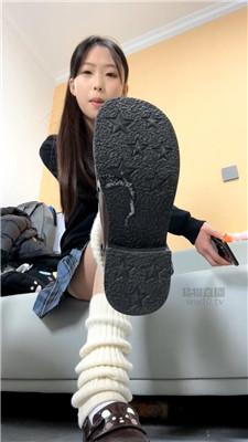 【黑喵】学弟为追求学姐成了狗    260130-7BP