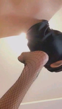 【调教视频】【希希bb】捆绑强制床上羞辱TJ公狗