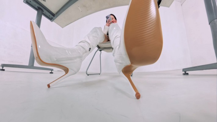 【GTS】踩踏板下必是懦夫  JS260210~4BP