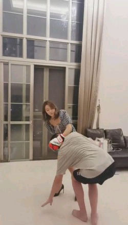 夏芙公主S女王的暴力