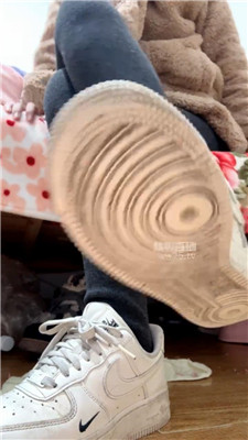 【黑心小魔女】臭脚炸J    260315-10BP