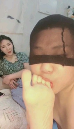 姬皇大人来玩马桶