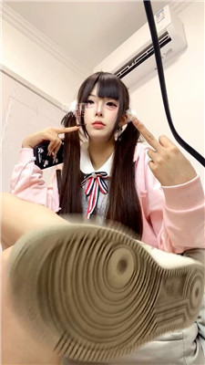 【小懿】空军脏白袜裸足场    260316-20BP