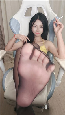 【梨柚冰】黑丝炸早些狗    260318-14BP