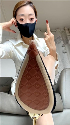 【颜艺】肉丝戏耍sb    260319-19BP