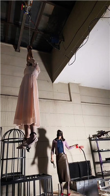 【暴躁七七】体验刑房的乐趣