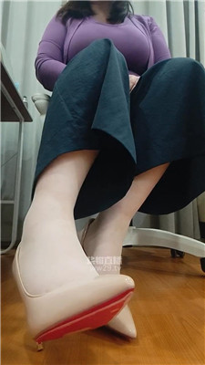 【拽拽】鲸牛炸干鞋跟声早些    260326-29BP