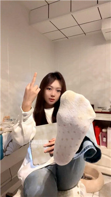 【萱萱子】牛仔裤白棉袜    260331-31BP