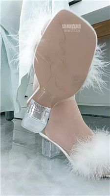 【依甜】骚妈给妓女做母狗    260402-32BP