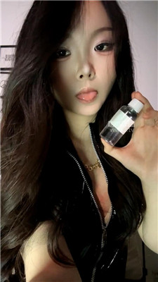 【梨悠】香水黑丝臀炸    260410-31BP