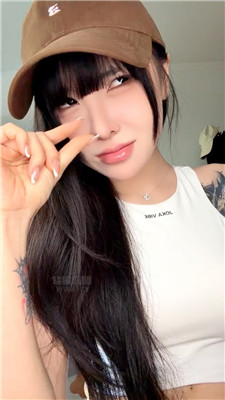 【安晴】裸足美臀腋下诱惑    260508-1BP