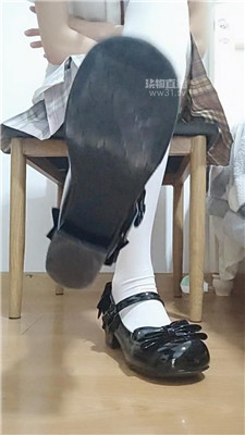 【佳怡】寸止偷袜子的变态哥哥    260512-5BP