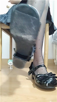 【佳怡】小皮鞋黑丝辱家奴    260513-10BP
