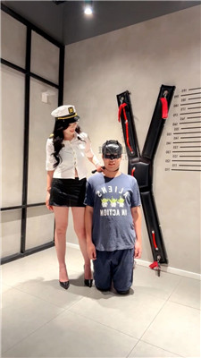 煊赫大人4013