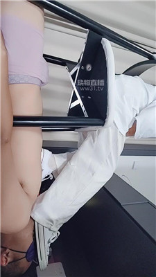 思思殿下6844