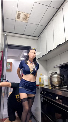 姗姗3903