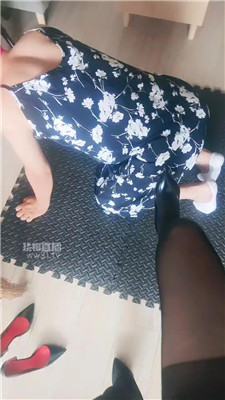魅尊女皇3136
